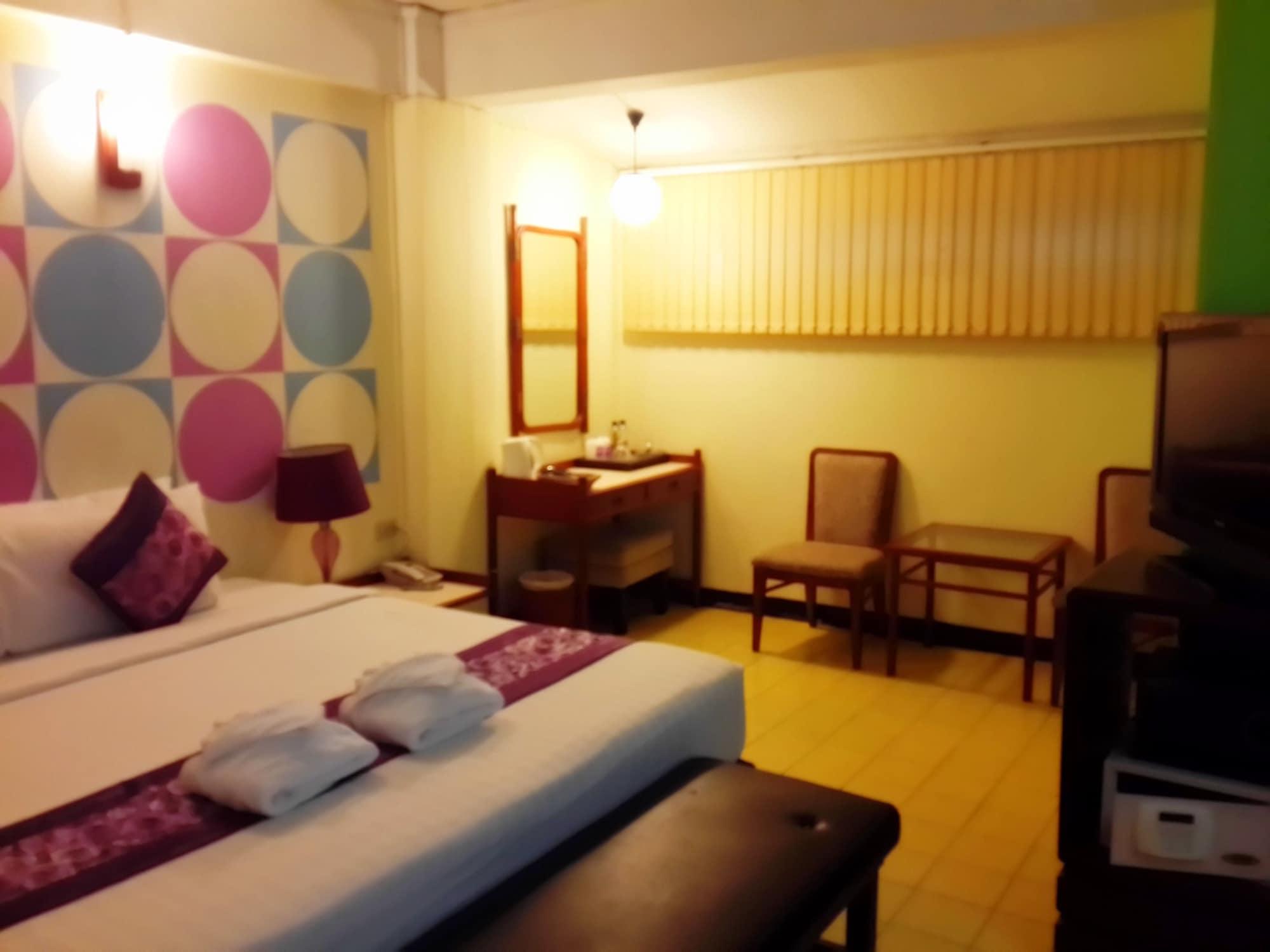 Sawasdee Sukhumvit Inn Бангкок Экстерьер фото