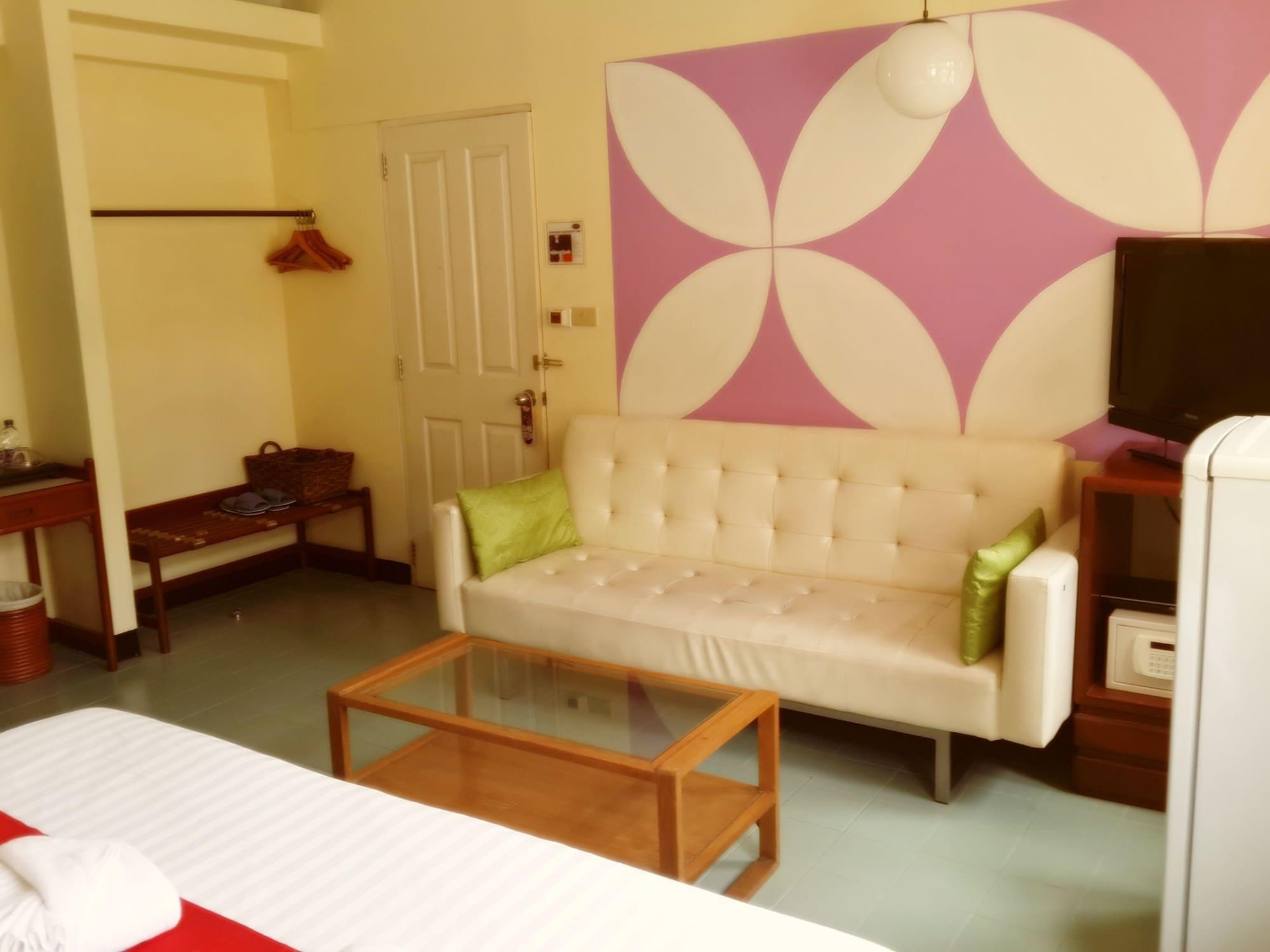 Sawasdee Sukhumvit Inn Бангкок Экстерьер фото