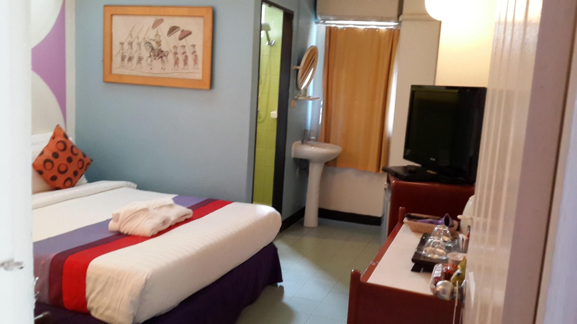 Sawasdee Sukhumvit Inn Бангкок Экстерьер фото