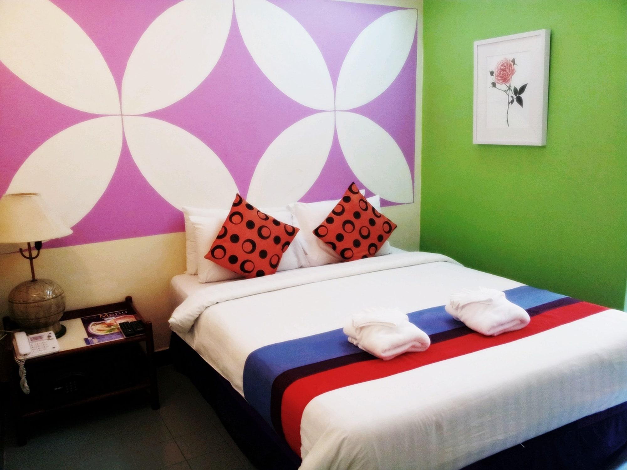 Sawasdee Sukhumvit Inn Бангкок Экстерьер фото