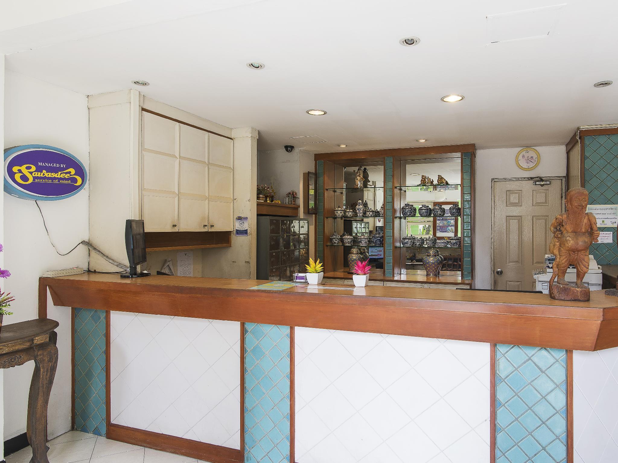 Sawasdee Sukhumvit Inn Бангкок Экстерьер фото