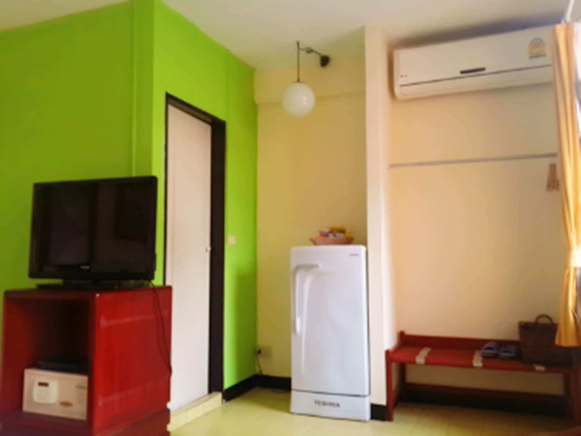 Sawasdee Sukhumvit Inn Бангкок Экстерьер фото
