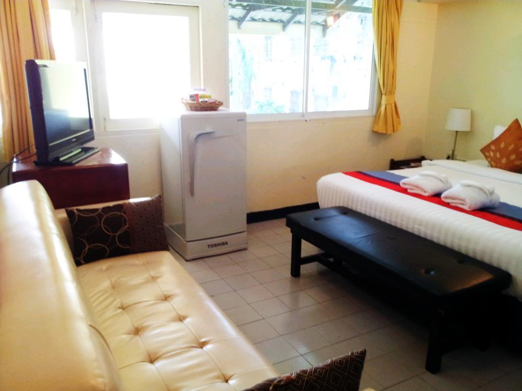 Sawasdee Sukhumvit Inn Бангкок Номер фото