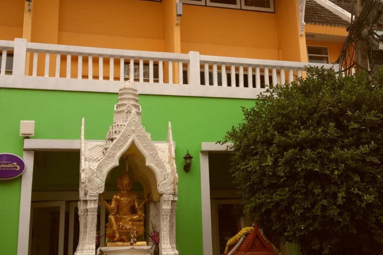 Sawasdee Sukhumvit Inn Бангкок Экстерьер фото